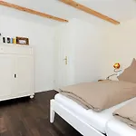 Landhaus Meer * نايهالينجازييل